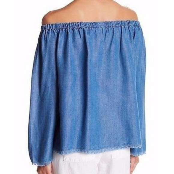 NWOT Cloth &  Stone Chambray Top Off the Should - Picture 3 of 10